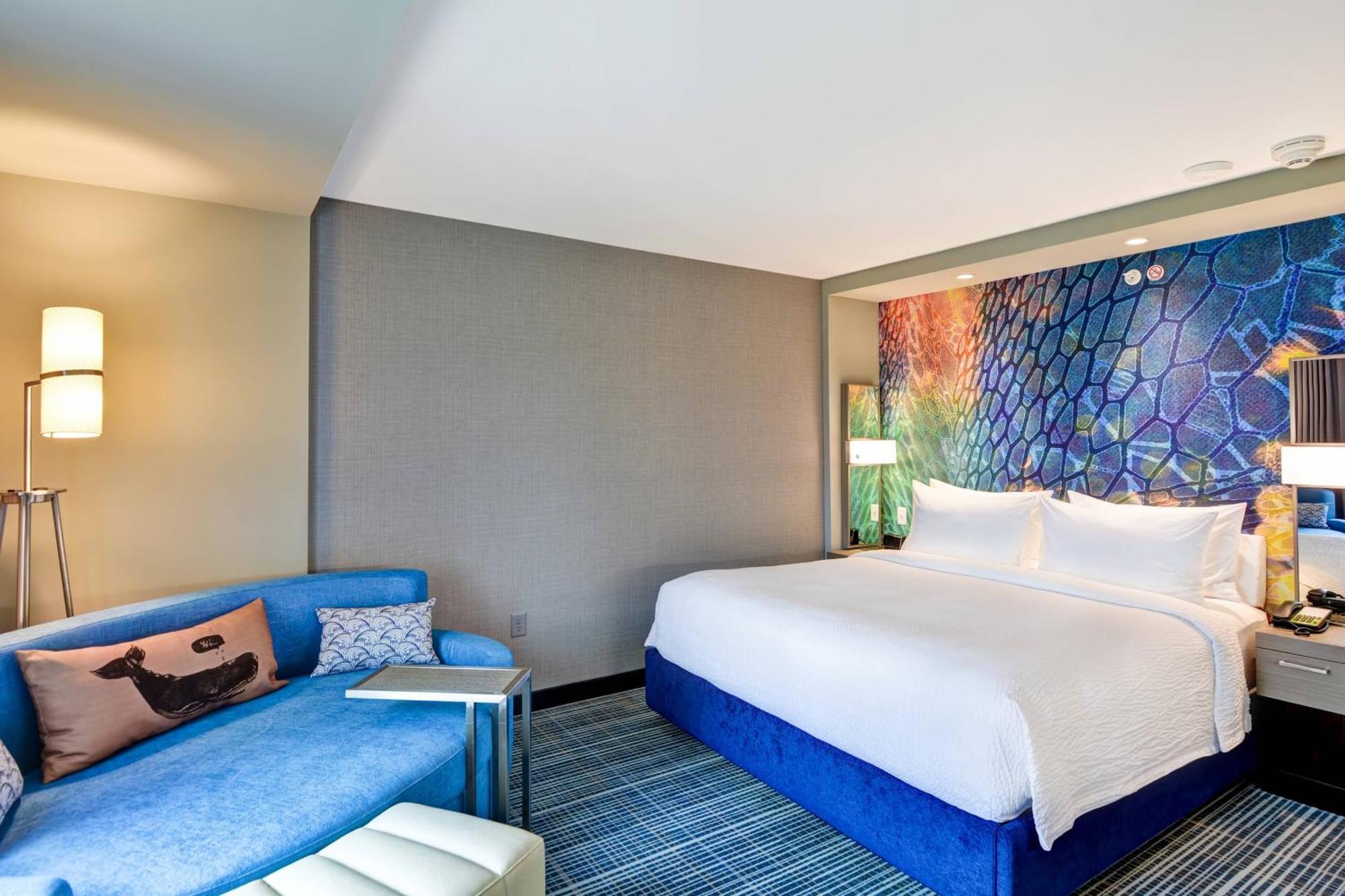 Courtyard By Marriott Long Island Islip/Courthouse Complex Hotel Сентръл Айслип Екстериор снимка